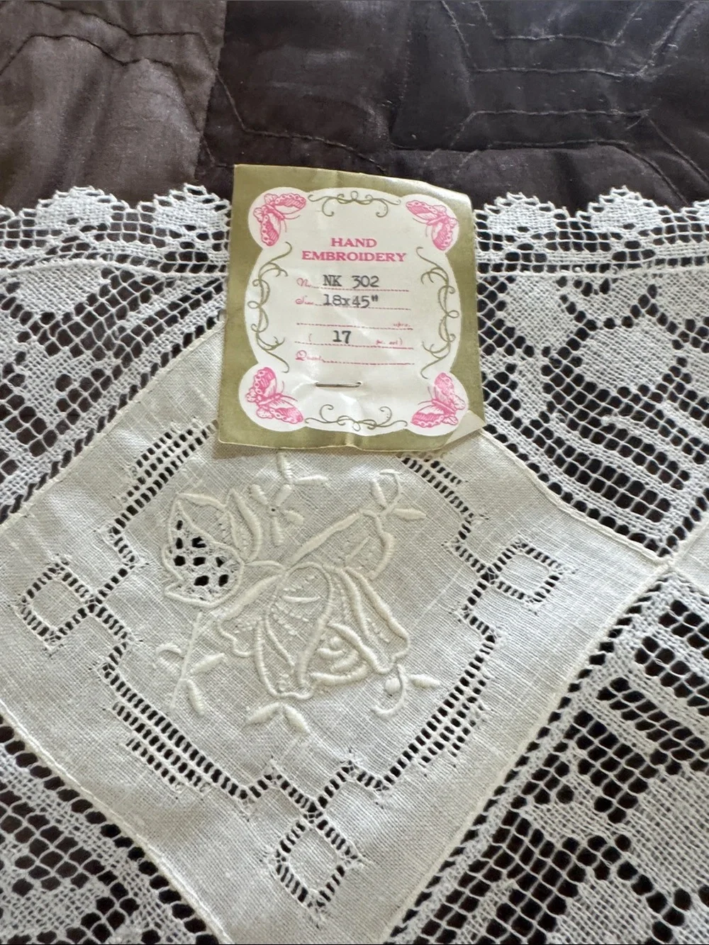 Cream Lace Crochet Bed Runner and Matching Placemat Set